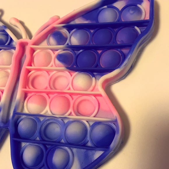 Marble butterfly pop it fidget toy - Picture 2 of 2